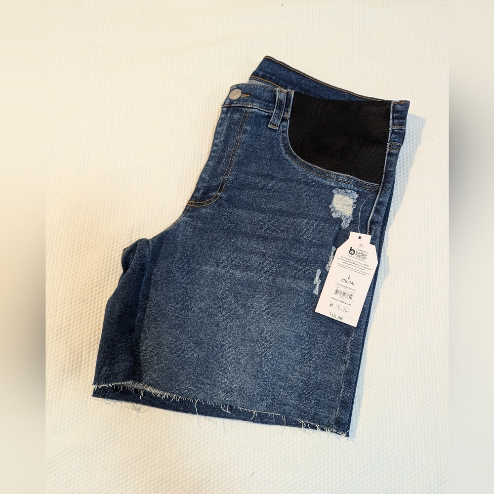 Time and Tru Women's Sizes M and L Maternity Denim Bermuda Blue Jean Shorts .